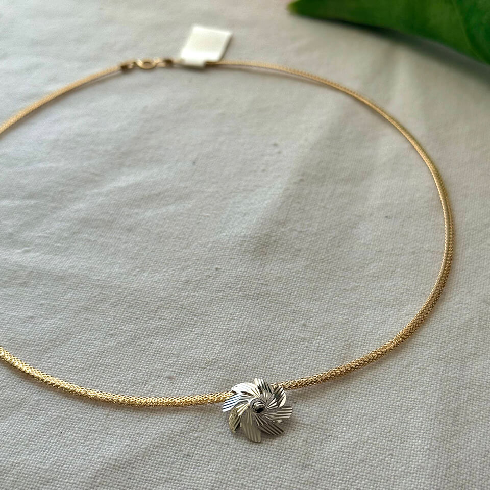 Yellow Gold Italian Necklace - Flower 2